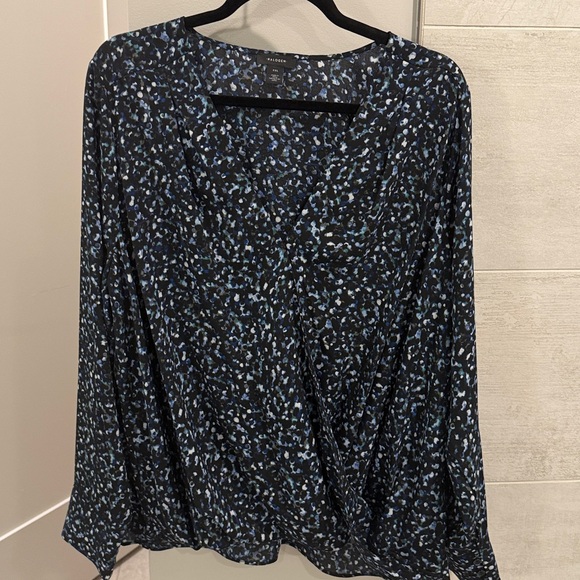Halogen Tops - 🧡 LONG SLEEVE HALOGEN CROSSOVER BLOUSE